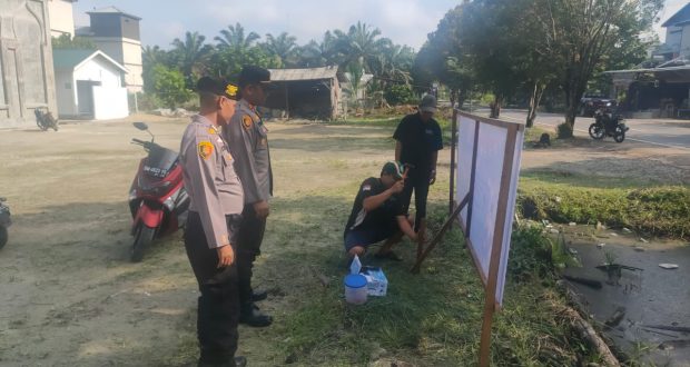 Polsek Teluk Meranti Gotong Royong di Masjid Al-Hafsah